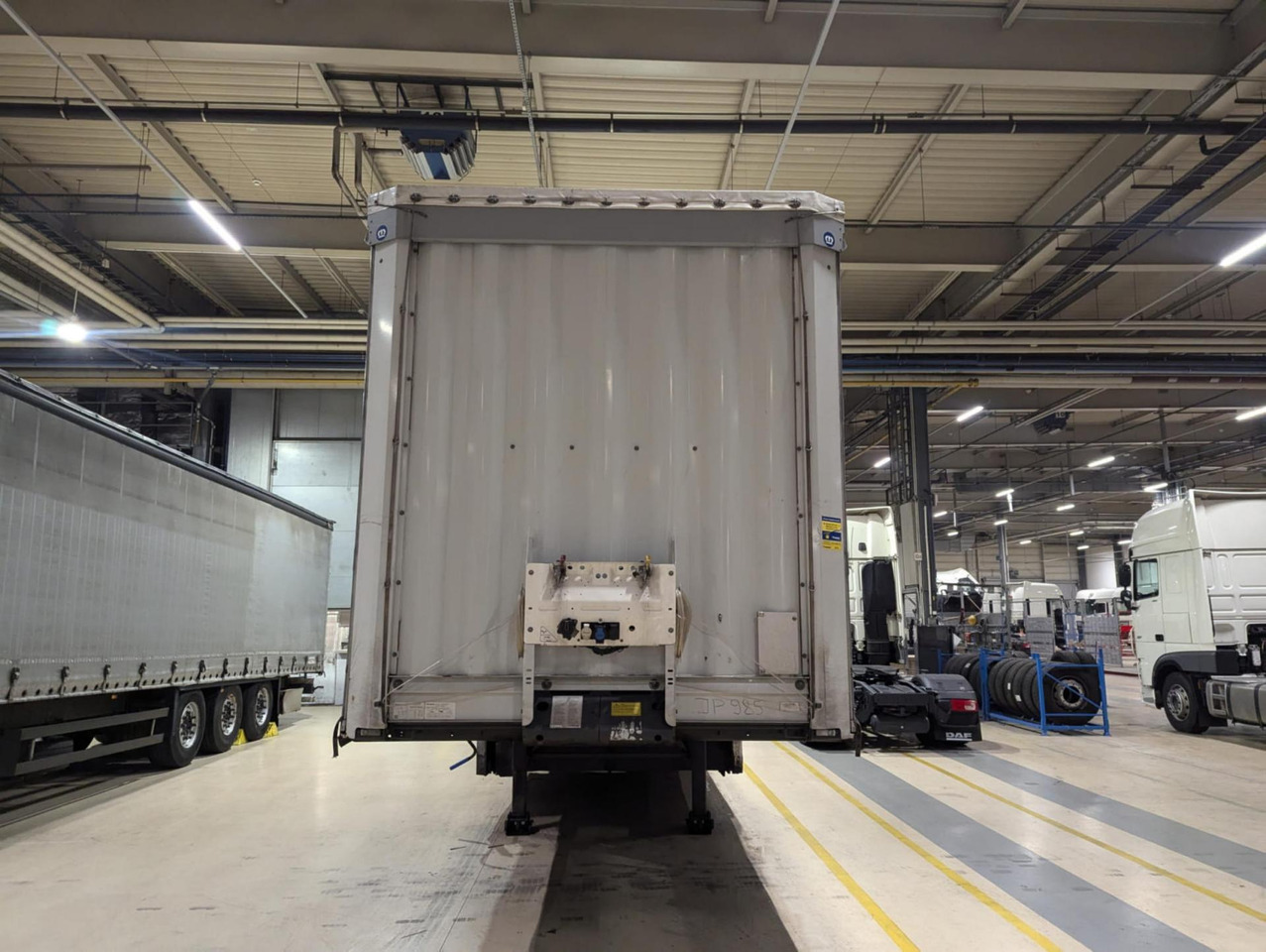 2018 Krone SDP Profi Liner Standard Lifting Axle - Тентованный полуприцеп: фото 1 2018 Krone SDP Profi Liner Standard Lifting Axle - Тентованный полуприцеп: фото 1