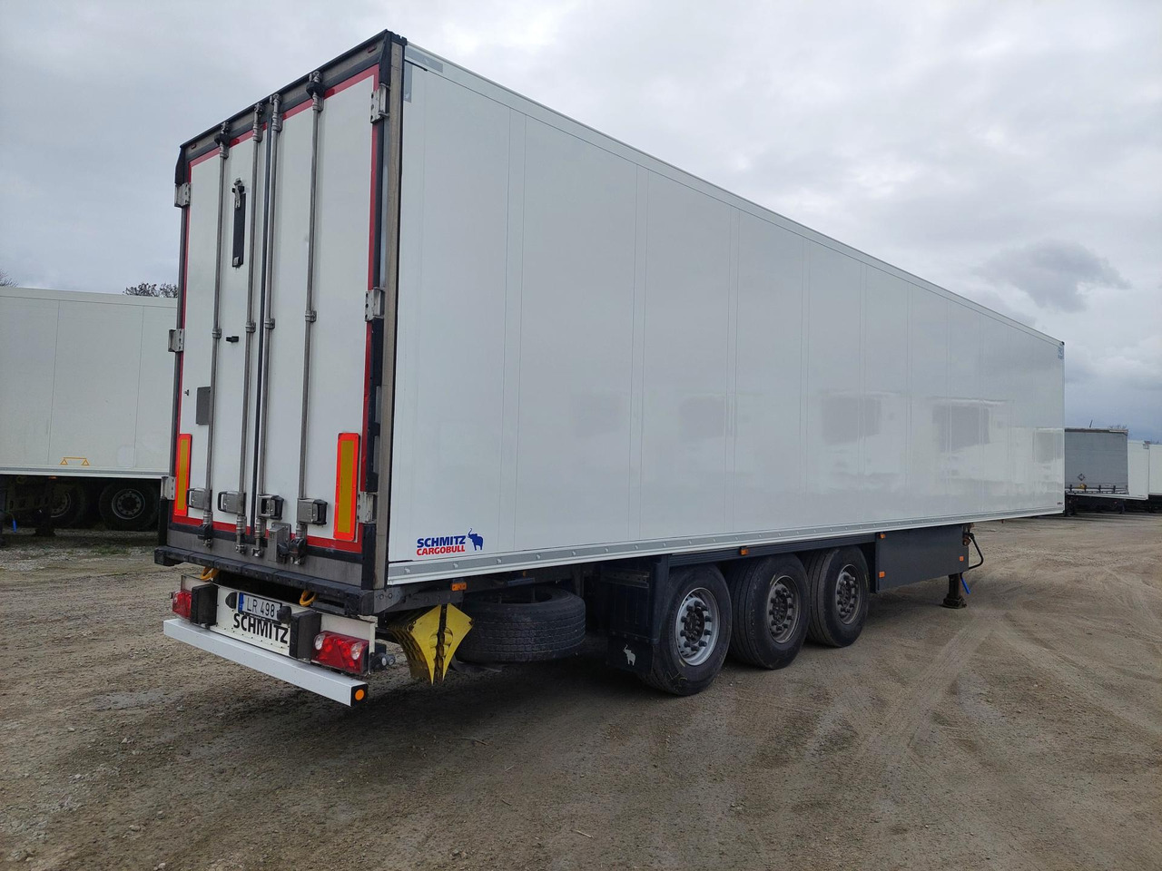 2018 Schmitz Cargobull Double Deck FP 60 ThermoKing SLXi 300 Lifting Axle - Полуприцеп-рефрижератор: фото 3 2018 Schmitz Cargobull Double Deck FP 60 ThermoKing SLXi 300 Lifting Axle - Полуприцеп-рефрижератор: фото 3