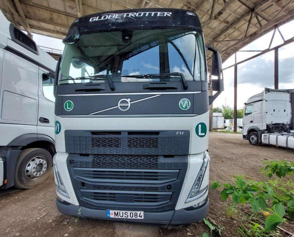 2024 Volvo FH 460 Globetrotter XL i-Save - Тягач: фото 1 2024 Volvo FH 460 Globetrotter XL i-Save - Тягач: фото 1