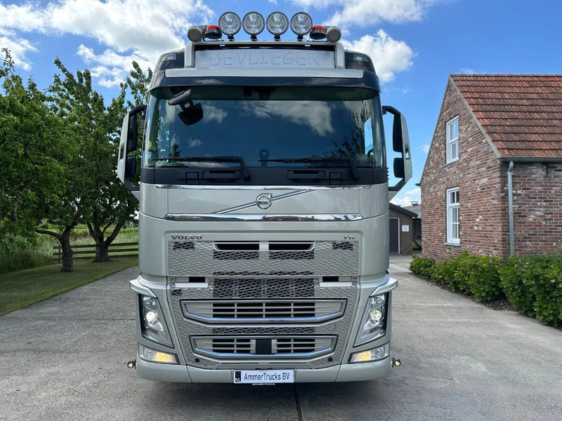 Volvo FH 460 / GLOBETROTTER / EURO 6 / I-Shift / HYDRAULIC / FULL AIR / NEW TACHO - Тягач: фото 2 Volvo FH 460 / GLOBETROTTER / EURO 6 / I-Shift / HYDRAULIC / FULL AIR / NEW TACHO - Тягач: фото 2