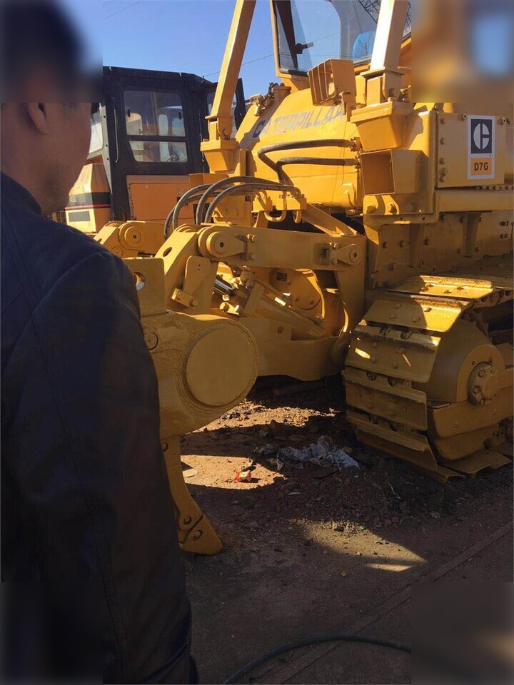 CATERPILLAR D7G - Бульдозер: фото 2 CATERPILLAR D7G - Бульдозер: фото 2