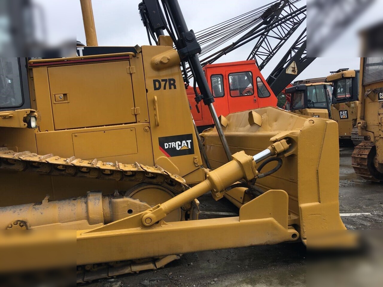 CATERPILLAR D7R - Бульдозер: фото 5 CATERPILLAR D7R - Бульдозер: фото 5