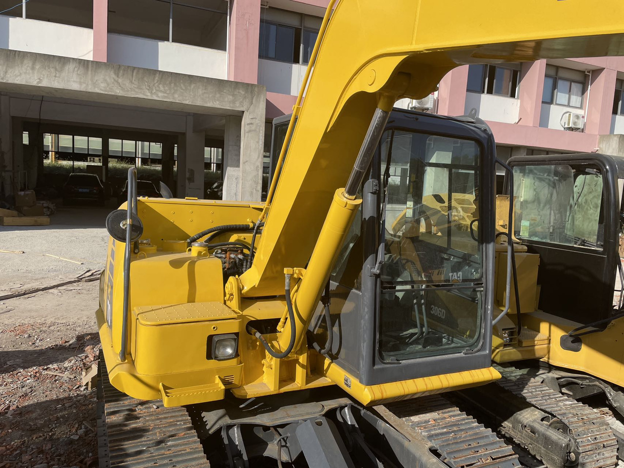 KOMATSU PC70-8 - Мини-экскаватор: фото 3 KOMATSU PC70-8 - Мини-экскаватор: фото 3