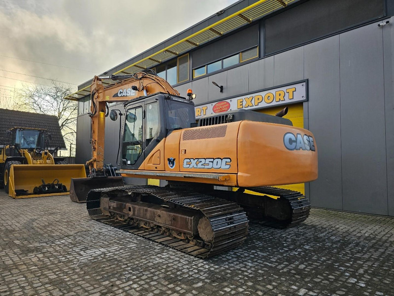Case CX250C - Гусеничный экскаватор: фото 3 Case CX250C - Гусеничный экскаватор: фото 3