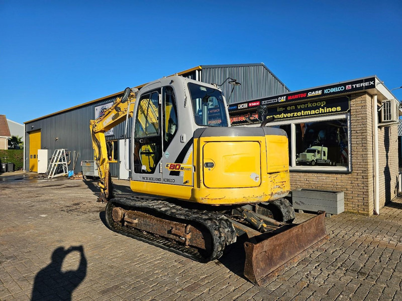 New Holland E80 - Гусеничный экскаватор: фото 3 New Holland E80 - Гусеничный экскаватор: фото 3