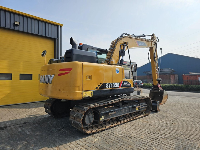 Sany SY135C - Гусеничный экскаватор: фото 5 Sany SY135C - Гусеничный экскаватор: фото 5