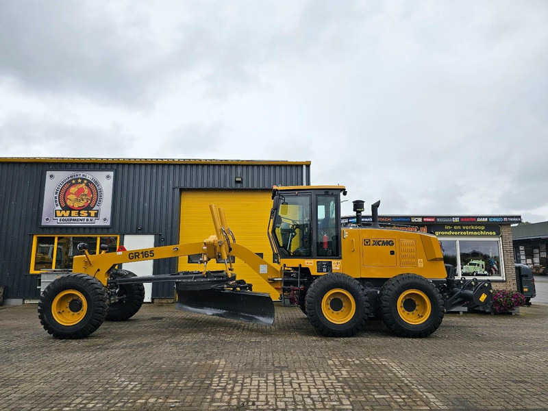 XCMG GR165 - Грейдер: фото 1 XCMG GR165 - Грейдер: фото 1