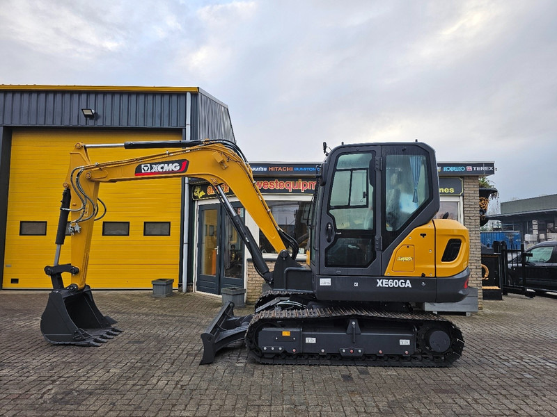 XCMG XE60GA - Мини-экскаватор: фото 1 XCMG XE60GA - Мини-экскаватор: фото 1