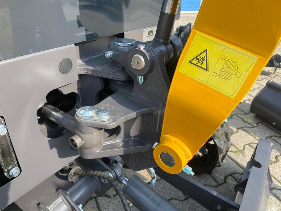 Мини-экскаватор Minibagger BK1250KJSR inkl. großem Zubehörpaket *INKL.19% MWST*BERGER KRAUS*KUBOTA* VERSTELLFAHRWERK*SOFORT!*: фото 9