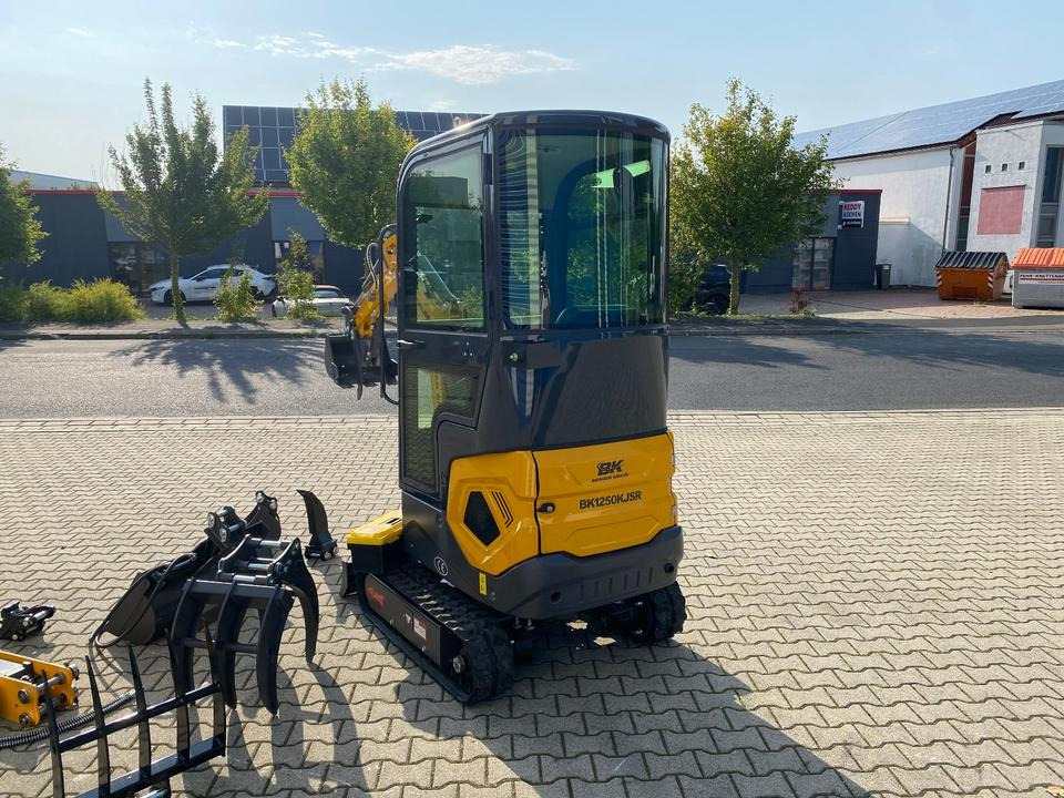 Мини-экскаватор Minibagger BK1250KJSR inkl. großem Zubehörpaket *INKL.19% MWST*BERGER KRAUS*KUBOTA* VERSTELLFAHRWERK*SOFORT!*: фото 6