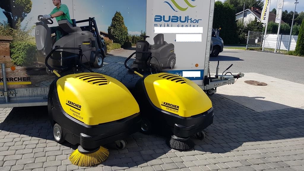KÄRCHER KM 85/50 W P Benzin HONDA - Промышленная подметальная машина: фото 1 KÄRCHER KM 85/50 W P Benzin HONDA - Промышленная подметальная машина: фото 1