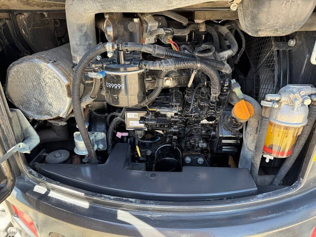 Мини-экскаватор Kato imer HD33V5: фото 8 Мини-экскаватор Kato imer HD33V5: фото 8