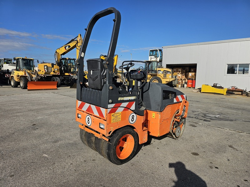 BOMAG BW100AC-4 - Комбинированный каток: фото 3 BOMAG BW100AC-4 - Комбинированный каток: фото 3