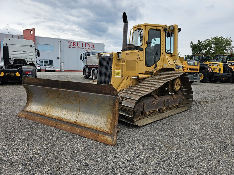 CATERPILLAR D4H - Бульдозер: фото 1 CATERPILLAR D4H - Бульдозер: фото 1
