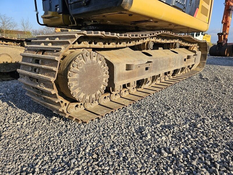 Гусеничный экскаватор Caterpillar 323EL: фото 19 Гусеничный экскаватор Caterpillar 323EL: фото 19