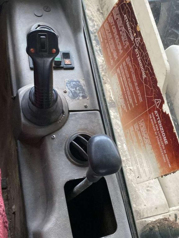 Телескопический погрузчик Terex 357: фото 8 Телескопический погрузчик Terex 357: фото 8