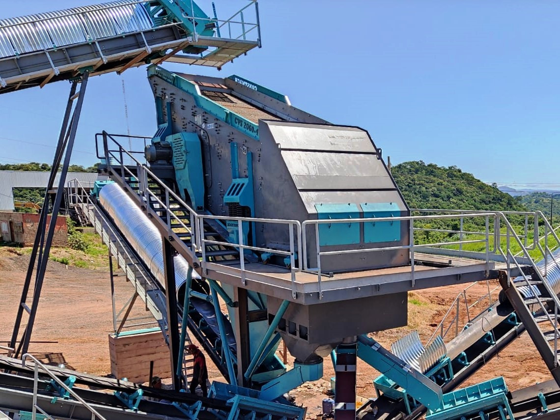 Constmach 140-180 Tph Vibrating Screen 2-3-4 Stages 1800x5000 mm - Грохот: фото 1 Constmach 140-180 Tph Vibrating Screen 2-3-4 Stages 1800x5000 mm - Грохот: фото 1