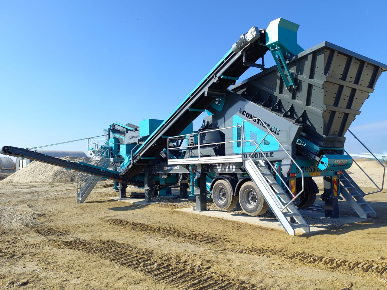 Constmach 200 T/H Capacity Vertical Shaft Mobile Crusher - Мобильная дробилка: фото 3 Constmach 200 T/H Capacity Vertical Shaft Mobile Crusher - Мобильная дробилка: фото 3