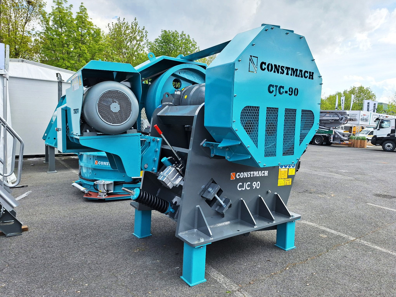 Constmach Types de Concasseurs à Mâchoires Entre 60 et 850 Tonnes - Щековая дробилка: фото 5 Constmach Types de Concasseurs à Mâchoires Entre 60 et 850 Tonnes - Щековая дробилка: фото 5