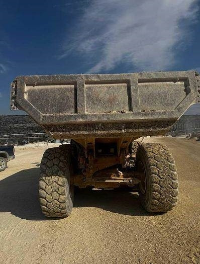 CAT 730C2 - Сочленённый самосвал: фото 4 CAT 730C2 - Сочленённый самосвал: фото 4