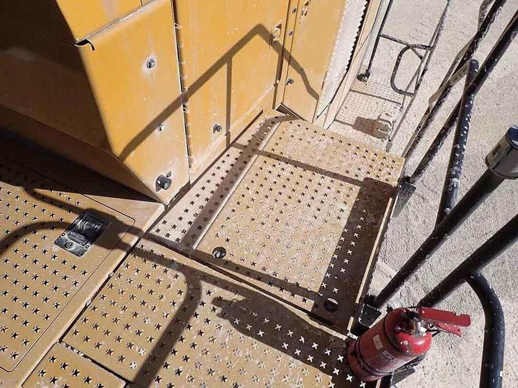 Колёсный погрузчик CAT 988K: фото 33