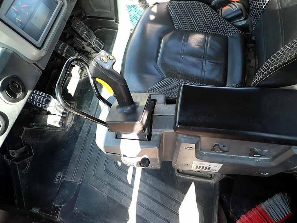 Колёсный погрузчик CAT 988K: фото 22