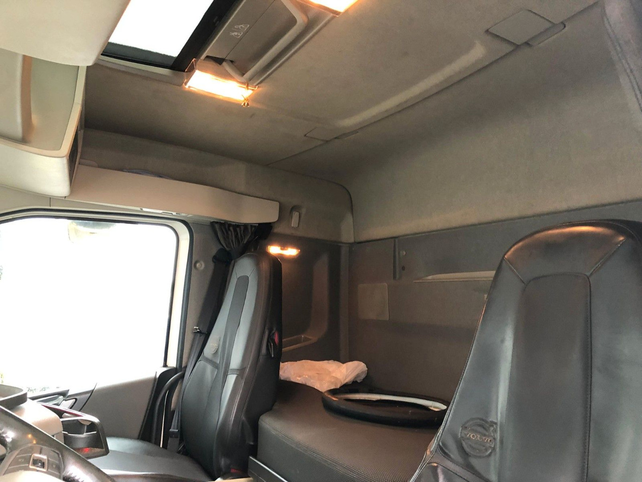 Volvo FH420 Tridem*ADR*3 Kammern 26700LT*ROHR*Sening в лизинг Volvo FH420 Tridem*ADR*3 Kammern 26700LT*ROHR*Sening: фото 23