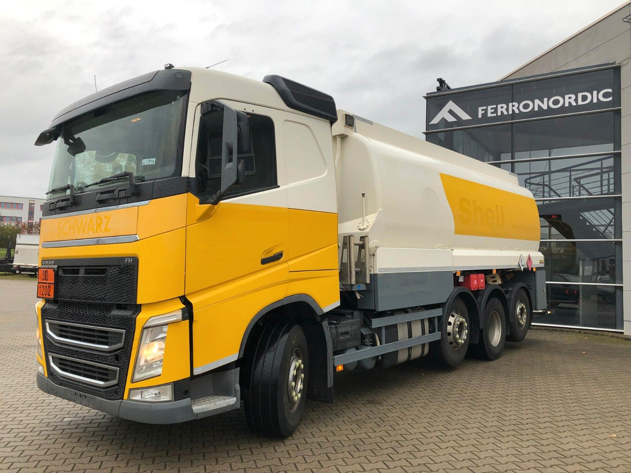 Volvo FH420 Tridem*ADR*3 Kammern 26700LT*ROHR*Sening - Грузовик-цистерна: фото 3 Volvo FH420 Tridem*ADR*3 Kammern 26700LT*ROHR*Sening - Грузовик-цистерна: фото 3