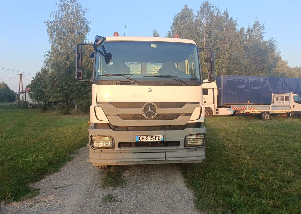 Mercedes-Benz AXOR 2633 - Грузовик бортовой/ Платформа: фото 4 Mercedes-Benz AXOR 2633 - Грузовик бортовой/ Платформа: фото 4