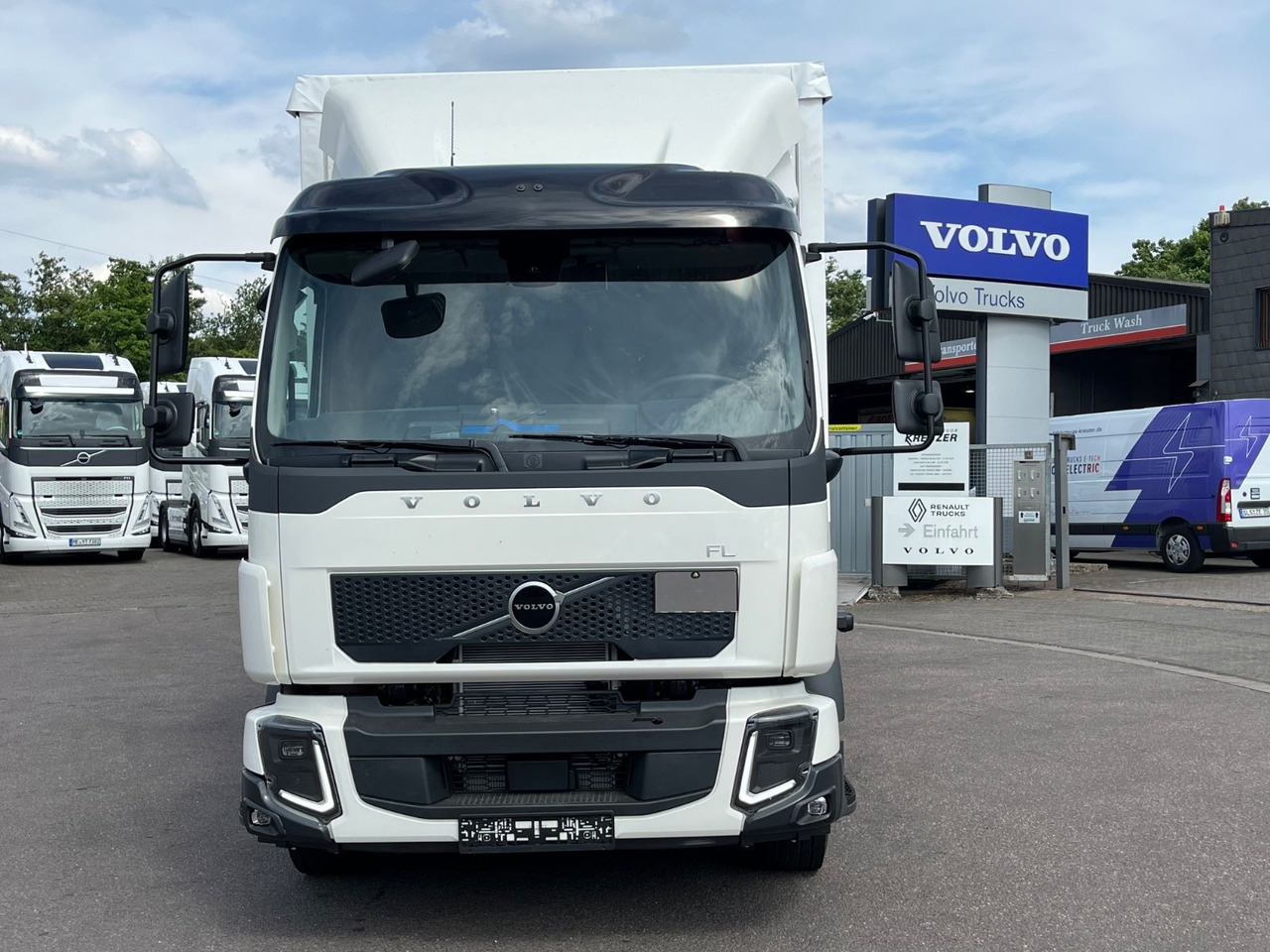 Volvo FL 14.245 Junge Schiebeplanenaufbau LBW - Тентованный грузовик: фото 2 Volvo FL 14.245 Junge Schiebeplanenaufbau LBW - Тентованный грузовик: фото 2