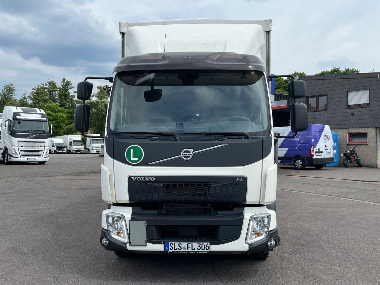 Volvo FL 14.245 Junghanns Schiebeplane LBW - Тентованный грузовик: фото 2 Volvo FL 14.245 Junghanns Schiebeplane LBW - Тентованный грузовик: фото 2
