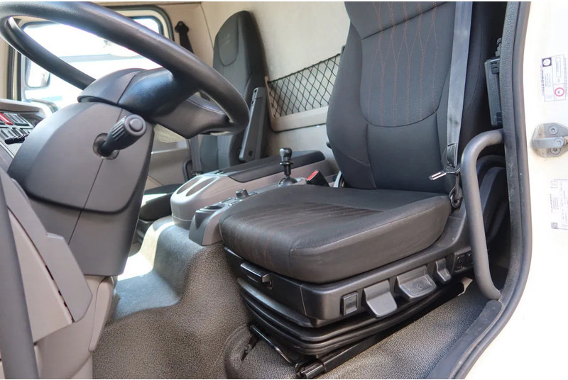 DAF LF 230 Bak+Klep Dhollandia 1500 kg Euro 6 - Грузовик с закрытым кузовом: фото 5 DAF LF 230 Bak+Klep Dhollandia 1500 kg Euro 6 - Грузовик с закрытым кузовом: фото 5