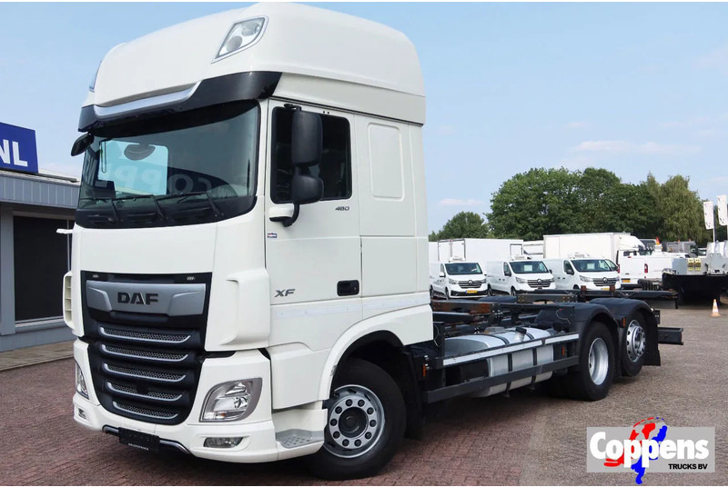 Грузовик-шасси DAF XF 106.480 BDF Super Space CAb 6X2 FAN: фото 1