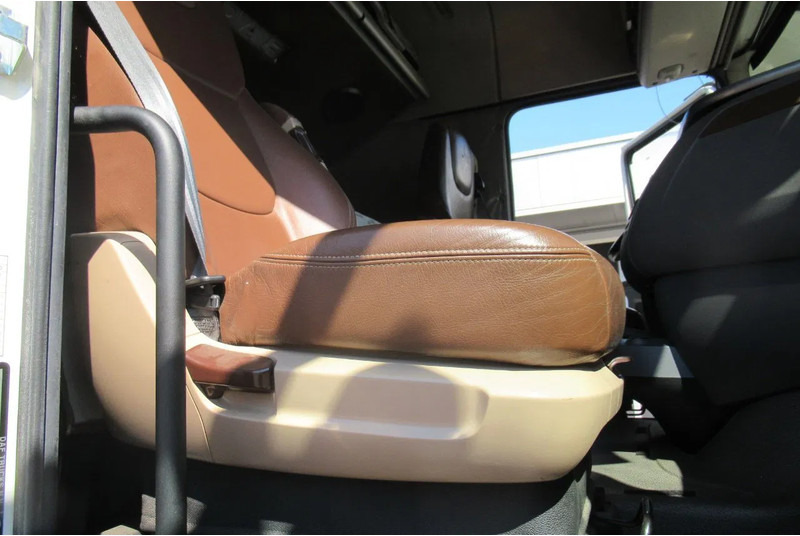 DAF XF 510 Fat 6x4 Euro 6 - Крюковой мультилифт: фото 5 DAF XF 510 Fat 6x4 Euro 6 - Крюковой мультилифт: фото 5