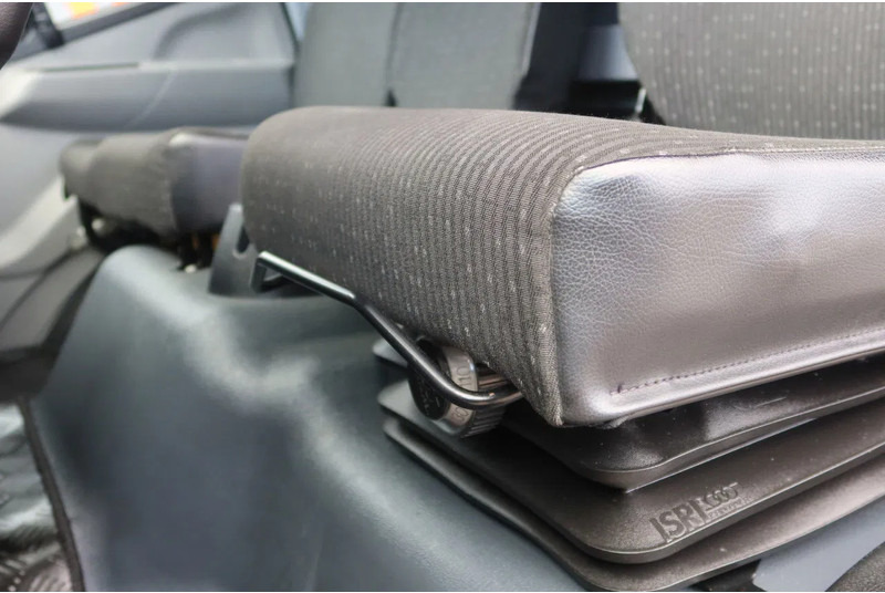 FUSO Canter Mistubishi Canter 7C18 - Грузовик с закрытым кузовом: фото 5 FUSO Canter Mistubishi Canter 7C18 - Грузовик с закрытым кузовом: фото 5