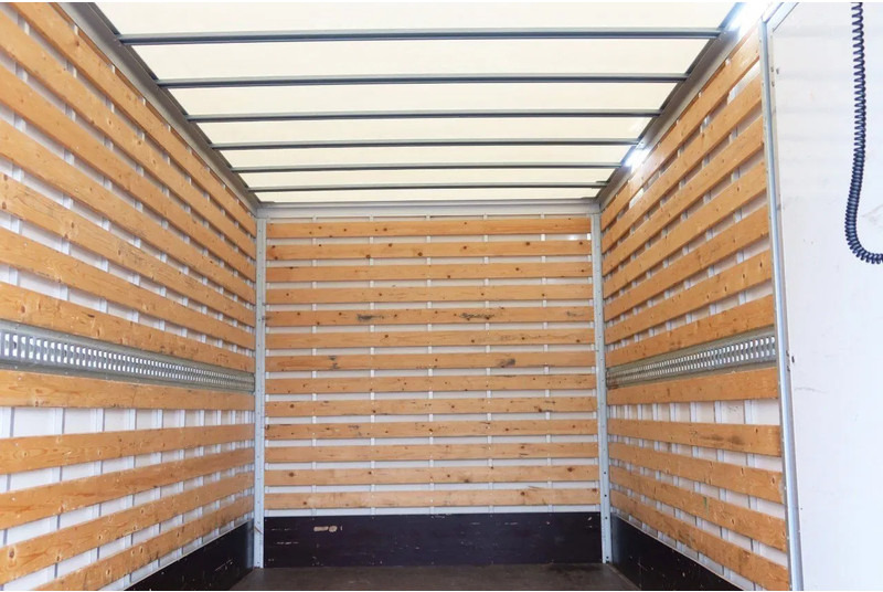 Iveco Daily 35S14 Bak + Klep - Малотоннажный фургон: фото 4 Iveco Daily 35S14 Bak + Klep - Малотоннажный фургон: фото 4