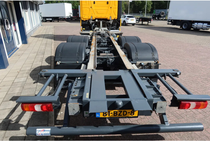 Mercedes-Benz Actros 2642 LL Chassis Cabine Giga space - Грузовик-шасси: фото 4 Mercedes-Benz Actros 2642 LL Chassis Cabine Giga space - Грузовик-шасси: фото 4