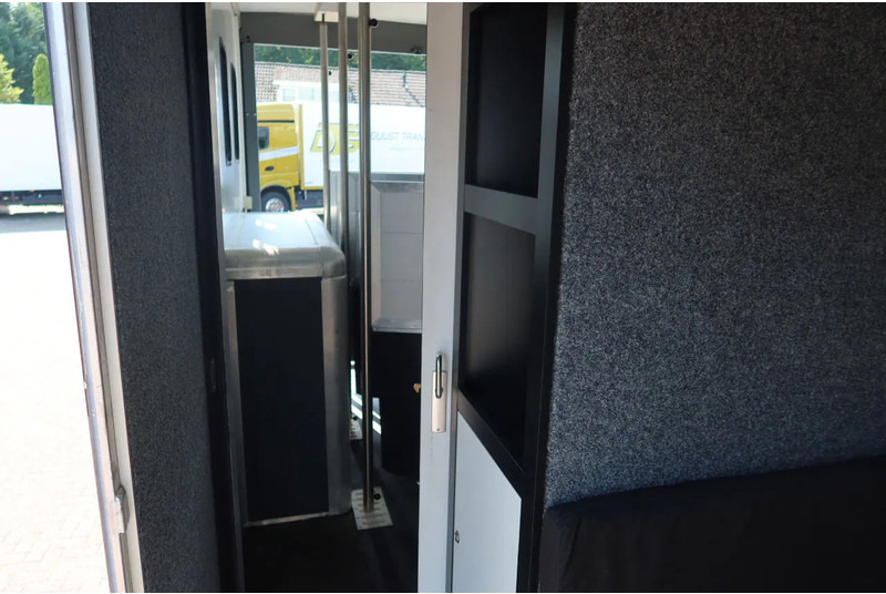 Коневоз Mercedes-Benz Atego 816 L 3 Paarden/4 Ponies Nieuwe APK + nieuwe accu.: фото 16