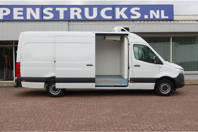 Mercedes-Benz Sprinter 317 Carrier Xarios 350 Koel/Vries/Verwarmen met Nachtaansluiting 220 Volt - Малотоннажный рефрижератор: фото 2 Mercedes-Benz Sprinter 317 Carrier Xarios 350 Koel/Vries/Verwarmen met Nachtaansluiting 220 Volt - Малотоннажный рефрижератор: фото 2