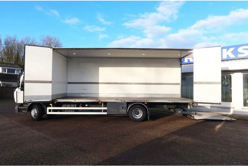 Renault D250 Bakwagen + Laadklep Deuren - Грузовик с закрытым кузовом: фото 2 Renault D250 Bakwagen + Laadklep Deuren - Грузовик с закрытым кузовом: фото 2