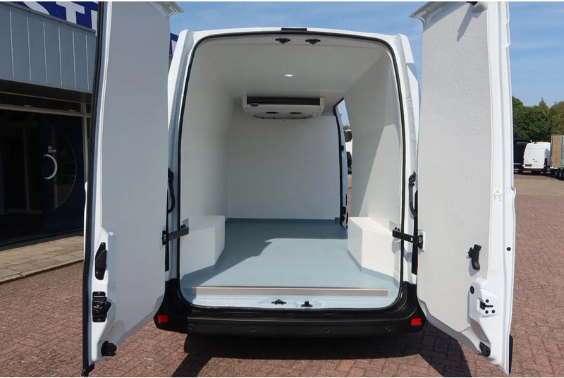 Renault Master Koel/Vries/Verwarmen Met nachtaansluiting 220 Volt Carrier Xarios 350 BPM vrij - Малотоннажный рефрижератор: фото 4 Renault Master Koel/Vries/Verwarmen Met nachtaansluiting 220 Volt Carrier Xarios 350 BPM vrij - Малотоннажный рефрижератор: фото 4
