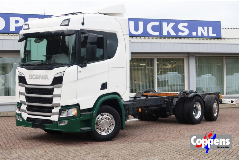 Scania R500 NGS 6x2 Chassis, Stuur lift as - Грузовик-шасси: фото 1 Scania R500 NGS 6x2 Chassis, Stuur lift as - Грузовик-шасси: фото 1