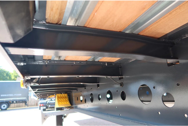 Полуприцеп-фургон Wielton 3 Asser. Gesloten met Dhollandia klep 2500 kg Lift as: фото 16 Полуприцеп-фургон Wielton 3 Asser. Gesloten met Dhollandia klep 2500 kg Lift as: фото 16