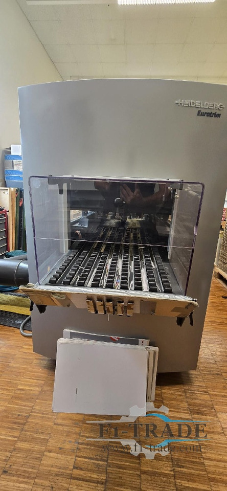 Heidelberg Eurotrimm ET1000 - Бумагорезательная машина: фото 5 Heidelberg Eurotrimm ET1000 - Бумагорезательная машина: фото 5