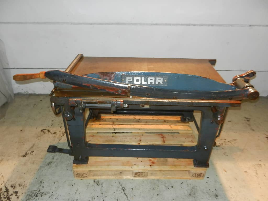 Polar Mohr 110 - Бумагорезательная машина: фото 4 Polar Mohr 110 - Бумагорезательная машина: фото 4