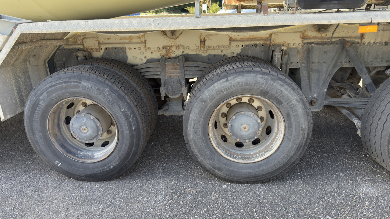 MERCEDES-BENZ Actros 4448 MP2 - Бетономешалка: фото 4 MERCEDES-BENZ Actros 4448 MP2 - Бетономешалка: фото 4