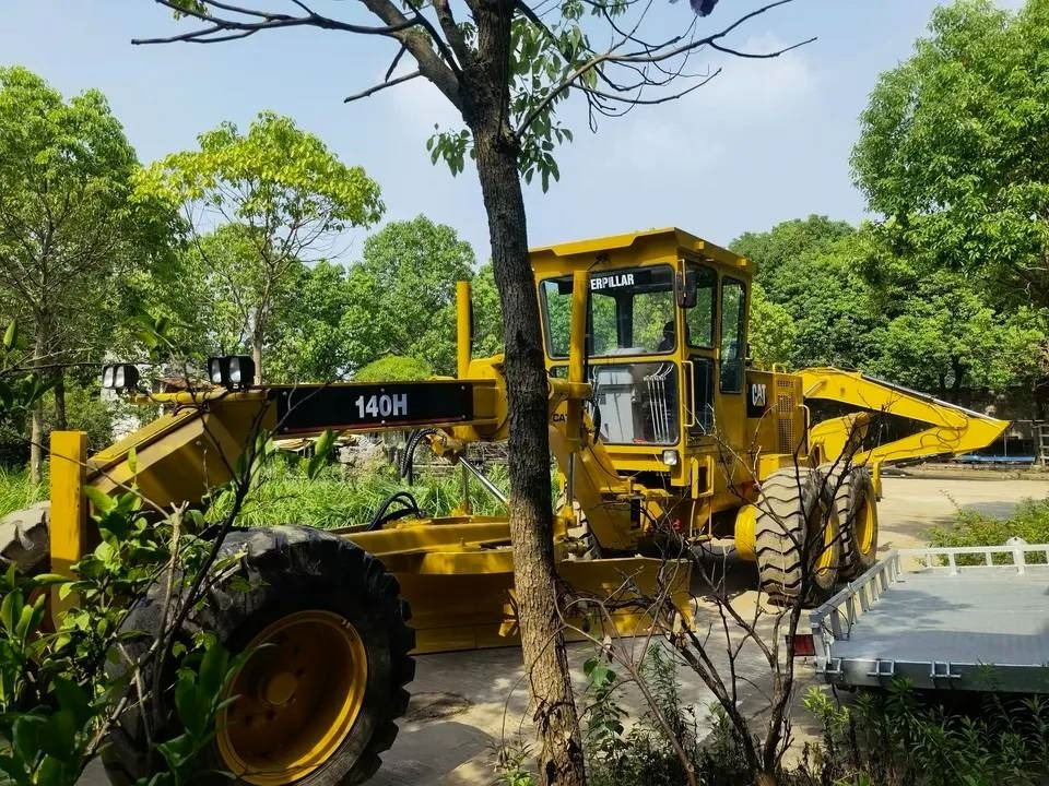 CAT 140H - Грейдер: фото 3 CAT 140H - Грейдер: фото 3