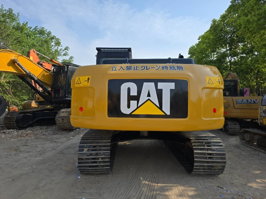 CAT 320D2 - Гусеничный экскаватор: фото 3 CAT 320D2 - Гусеничный экскаватор: фото 3