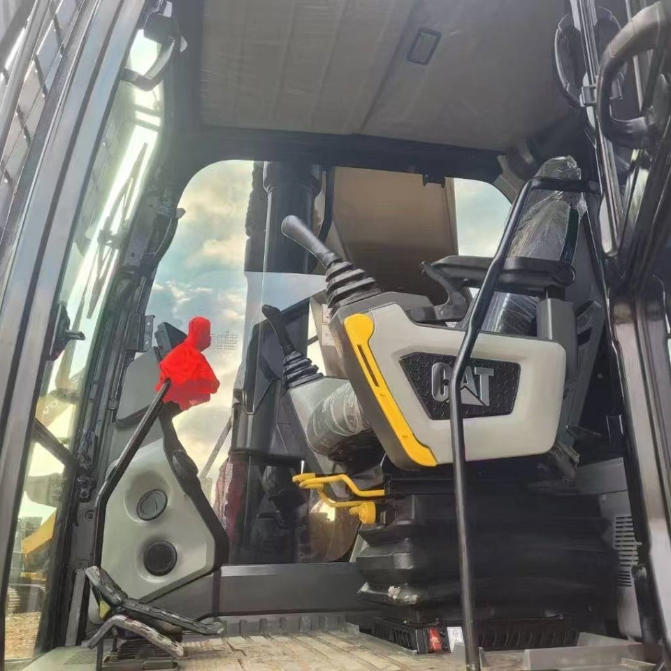 CAT 336GC - Гусеничный экскаватор: фото 4 CAT 336GC - Гусеничный экскаватор: фото 4