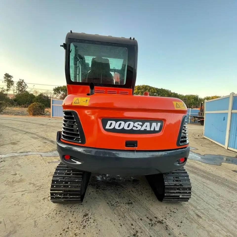 Doosan DX60-9C - Мини-экскаватор: фото 4 Doosan DX60-9C - Мини-экскаватор: фото 4